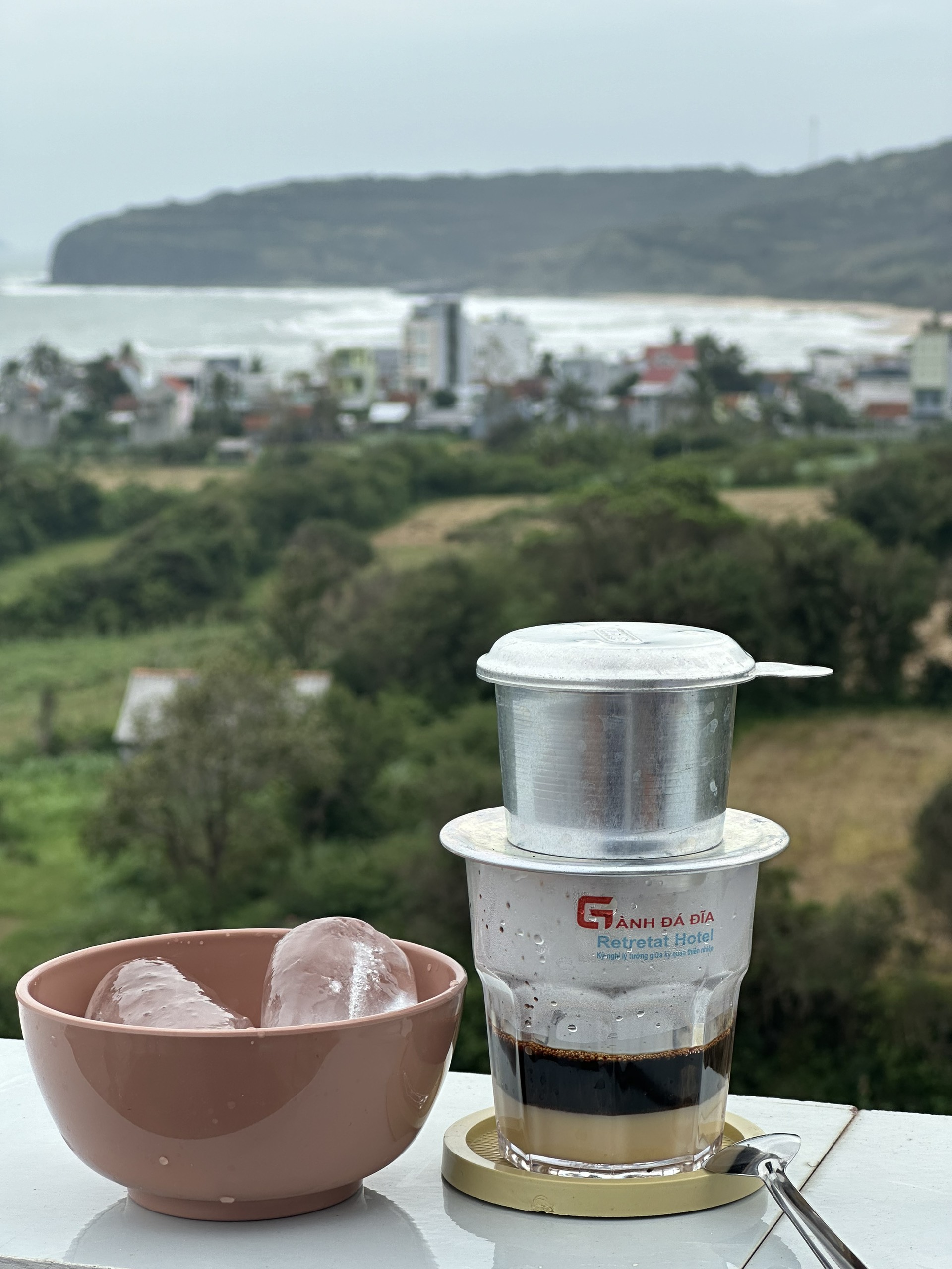 Cafe tầng 5 tại Gành Đá Đĩa Retreat Hotel